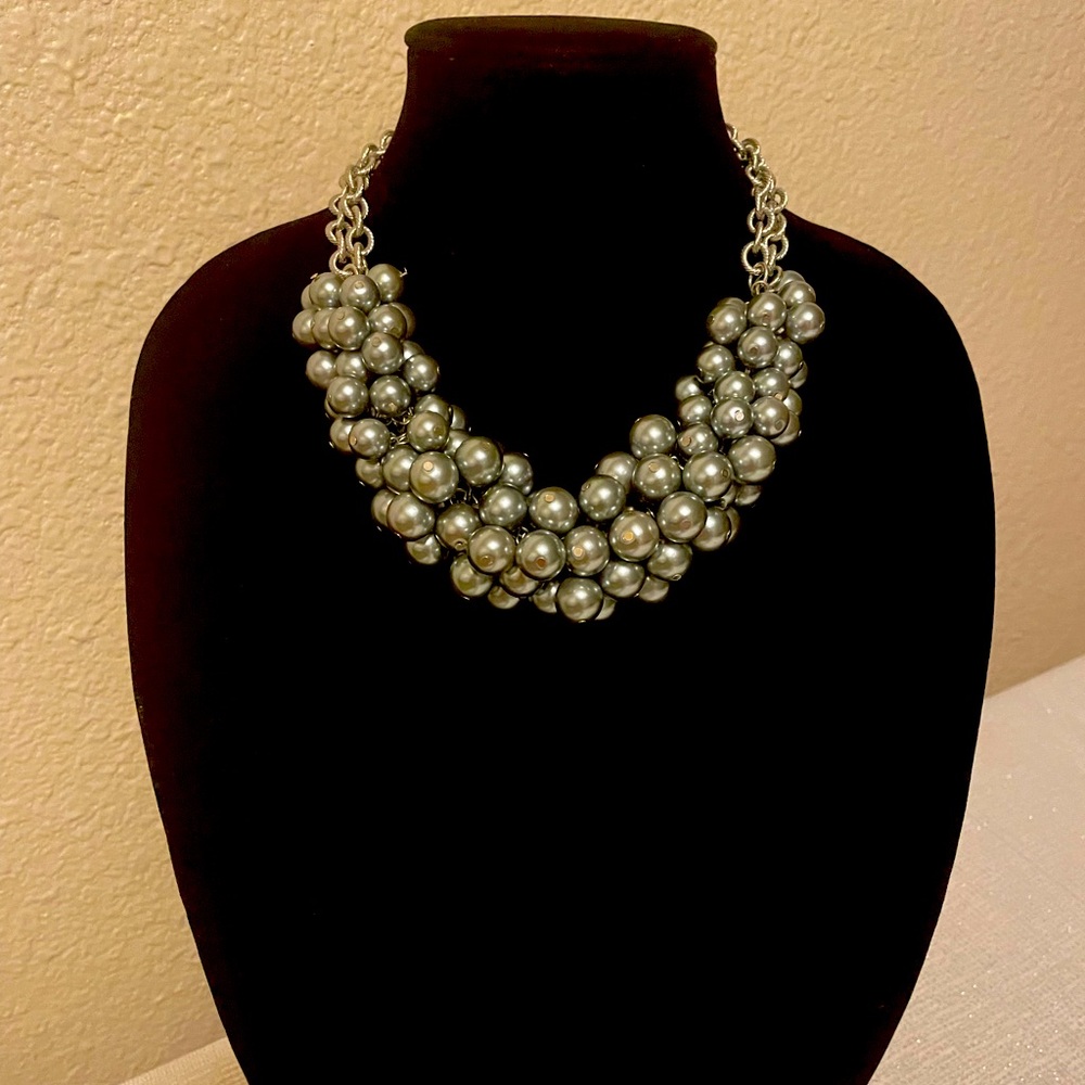 Statement necklace